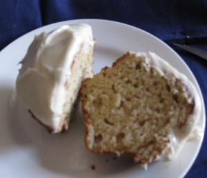 Banana muffins with Cream Cheese Frosting